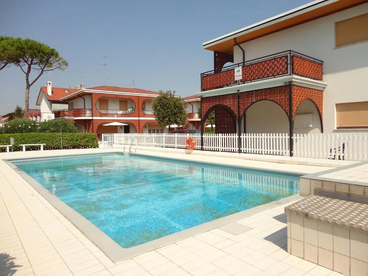 Gorgeous Villa For 8 With Shared Pool Porto Santa Margherita di Caorle 0*,  Italy