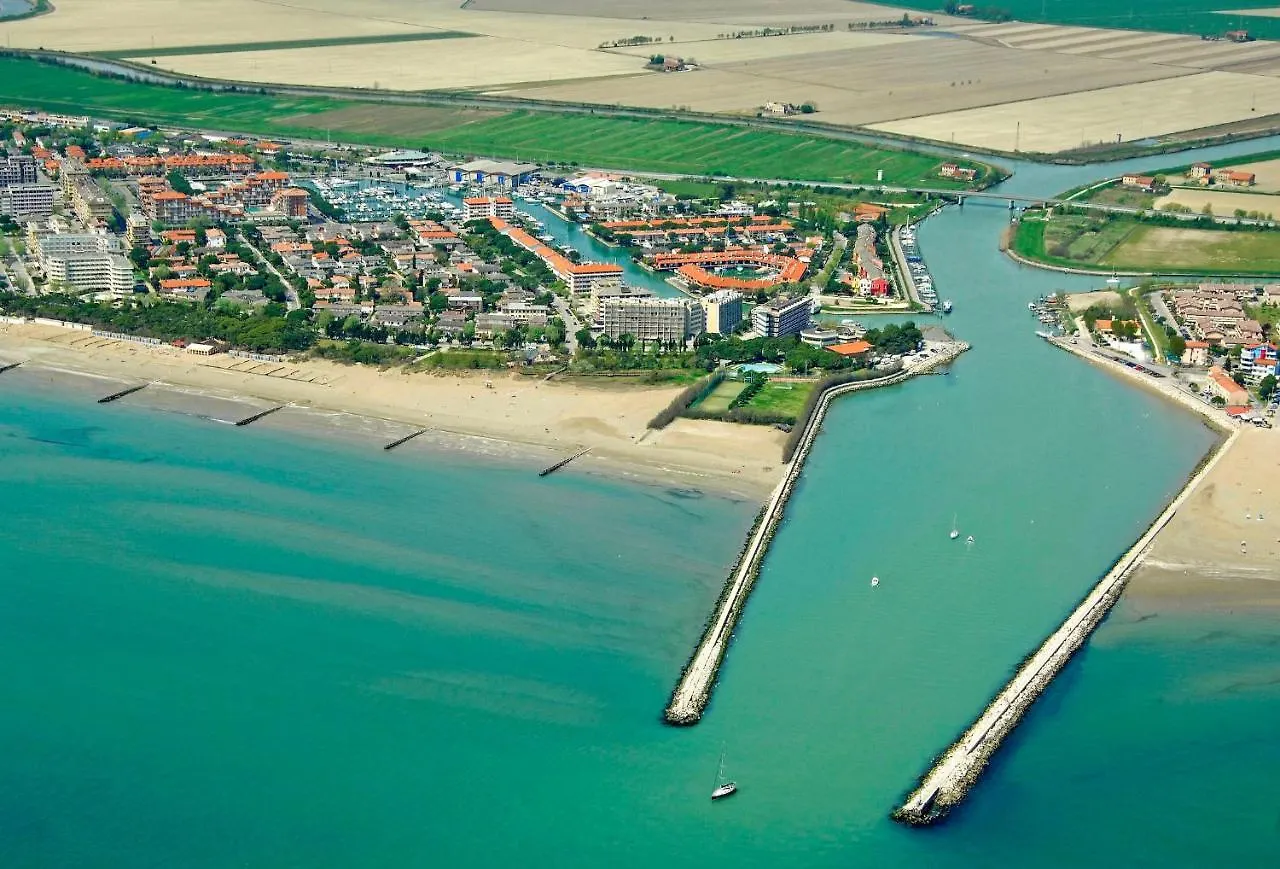 Gorgeous Villa For 8 With Shared Pool Porto Santa Margherita di Caorle