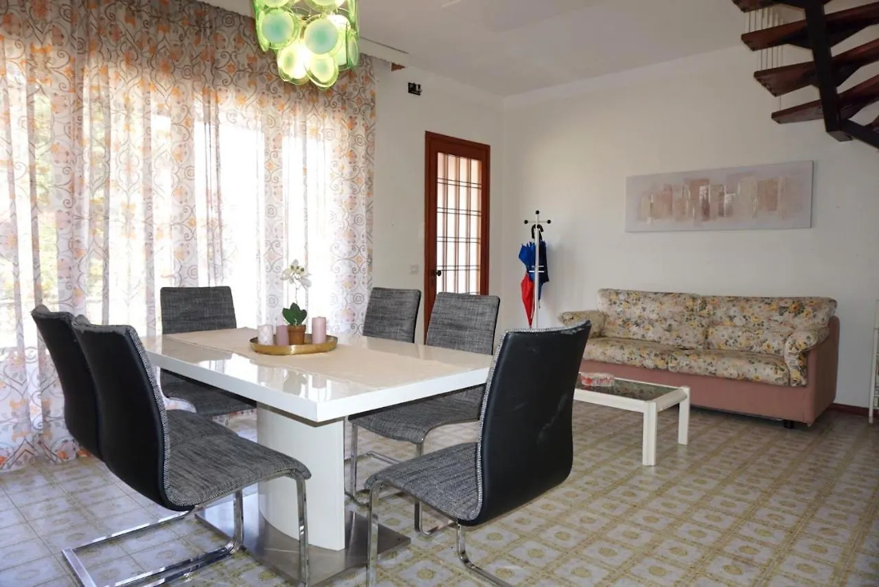 Gorgeous Villa For 8 With Shared Pool Porto Santa Margherita di Caorle