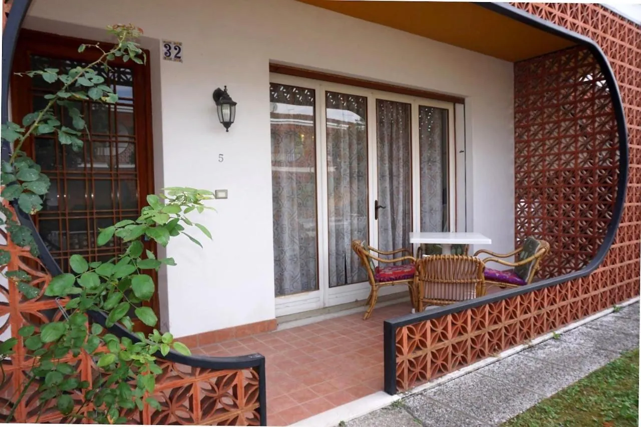 Gorgeous Villa For 8 With Shared Pool Porto Santa Margherita di Caorle